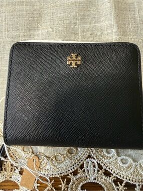 Tory Burch Black Leather Zip Compact Wallet with Gold Logo
